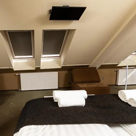 לינה וארוחת בוקר Palazzo 3*